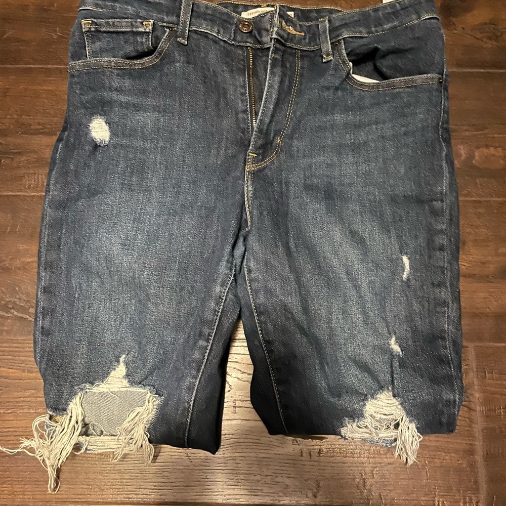 Levi’s hi-rise jeans